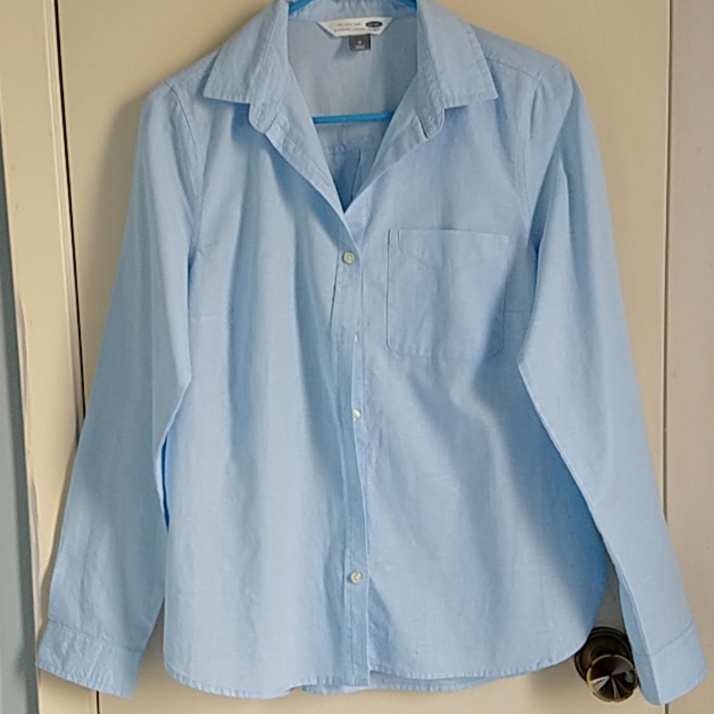Old Navy longsleeve button down shirt.